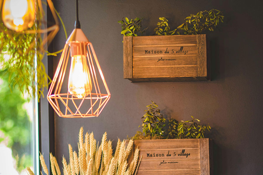 About us（images 7）